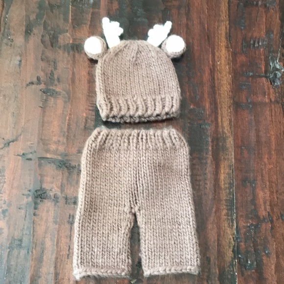Deer Newborn Knit Set - Picture 5 of 7